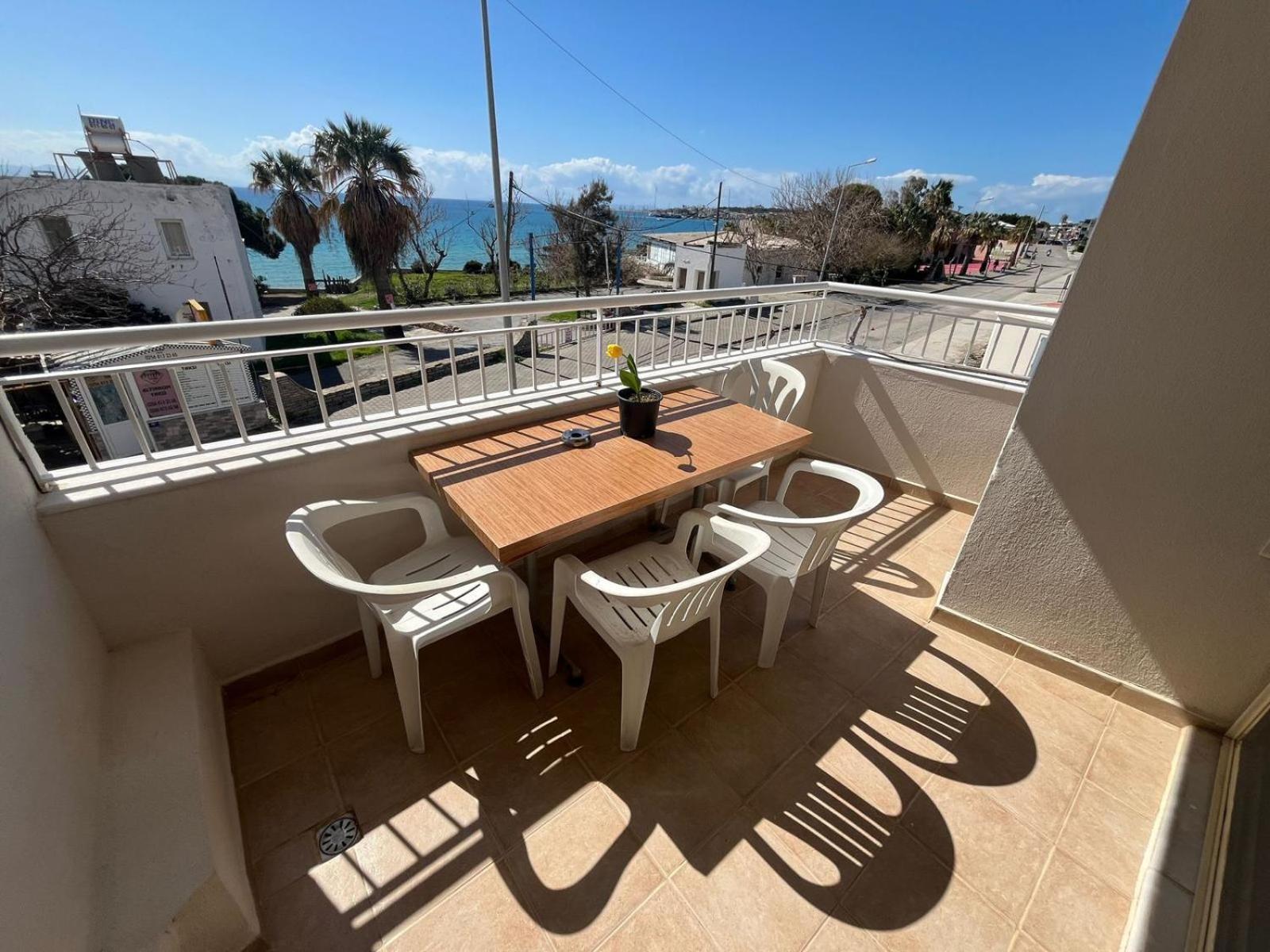 Holiday Apart 50 Meters To Beach, Sea View Apartments Didim Exteriör bild