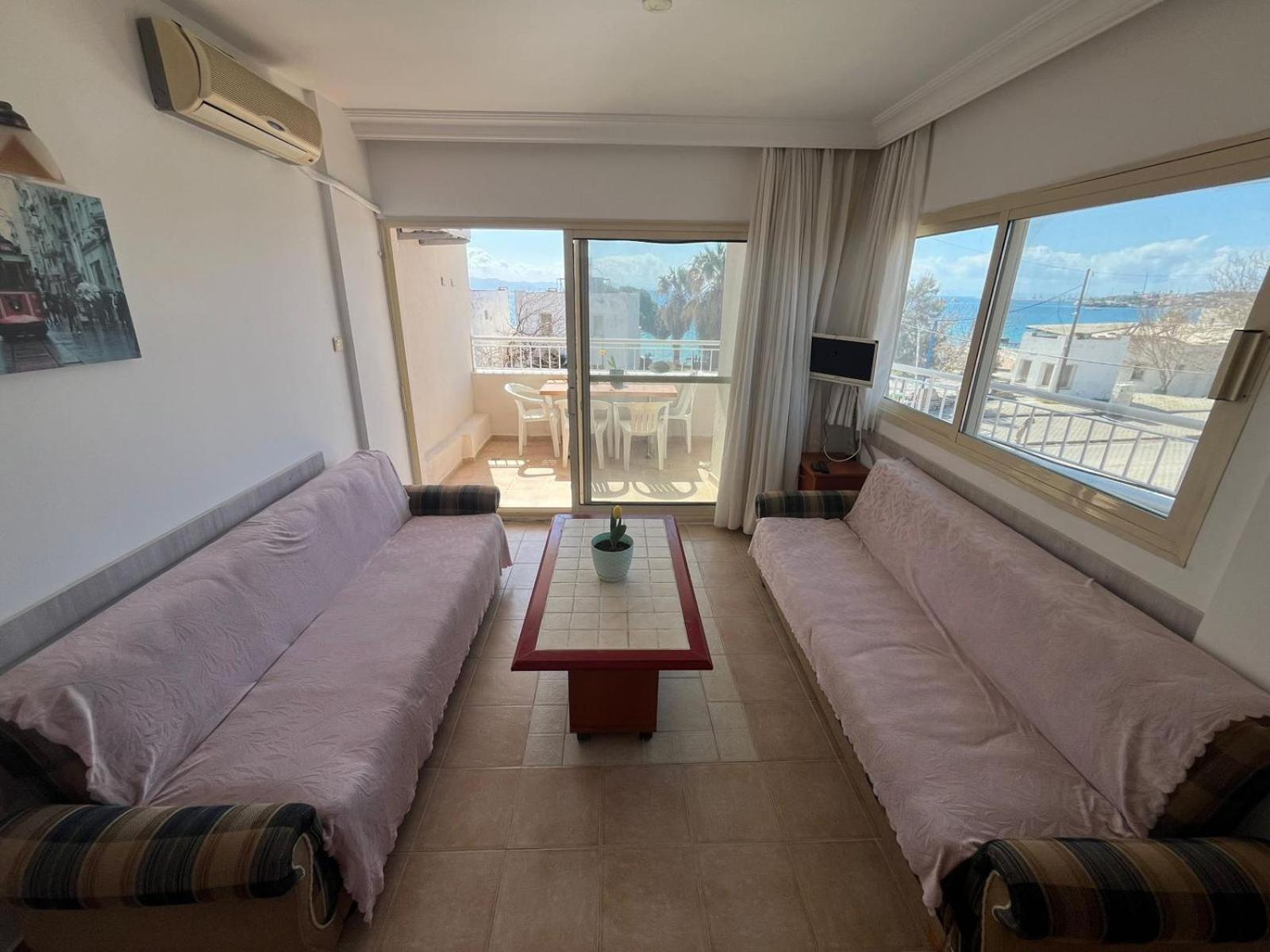 Holiday Apart 50 Meters To Beach, Sea View Apartments Didim Exteriör bild