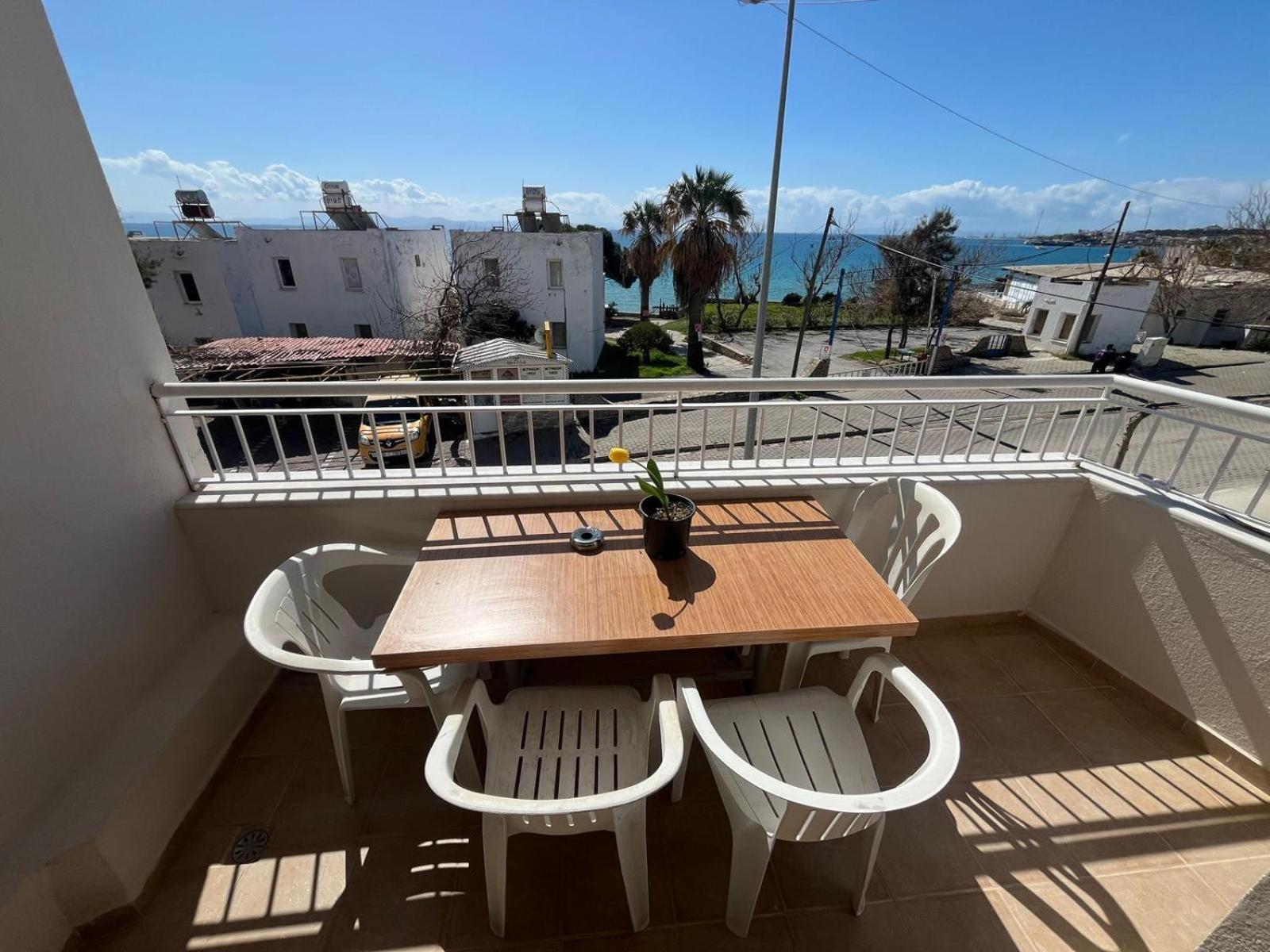 Holiday Apart 50 Meters To Beach, Sea View Apartments Didim Exteriör bild